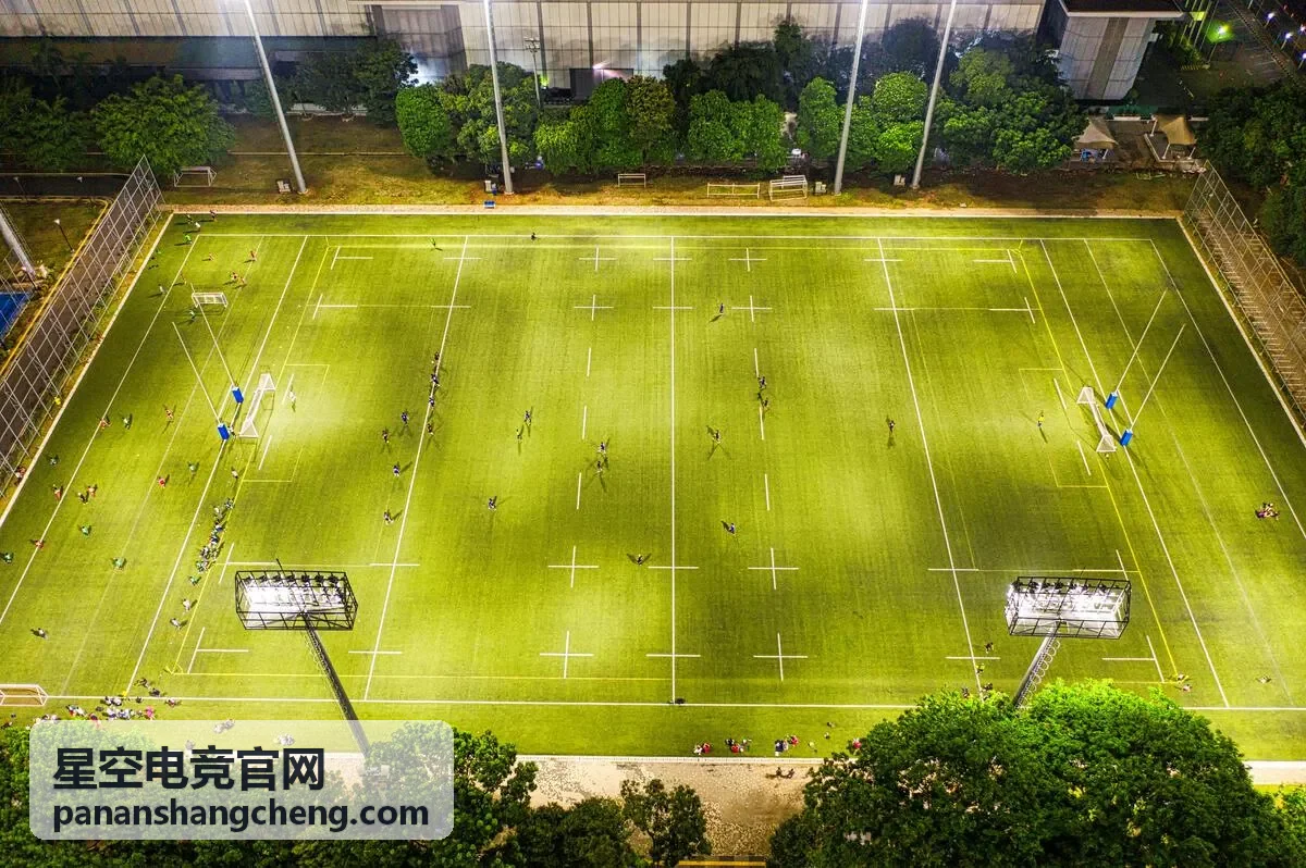 星空电竞官网超大鼠标垫封面
